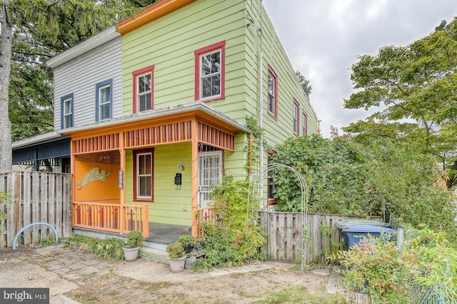 view of front of home with a porch