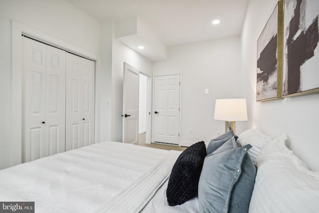 bedroom with a closet