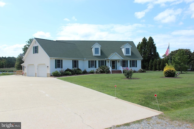 cape cod-style house featuring a front yard