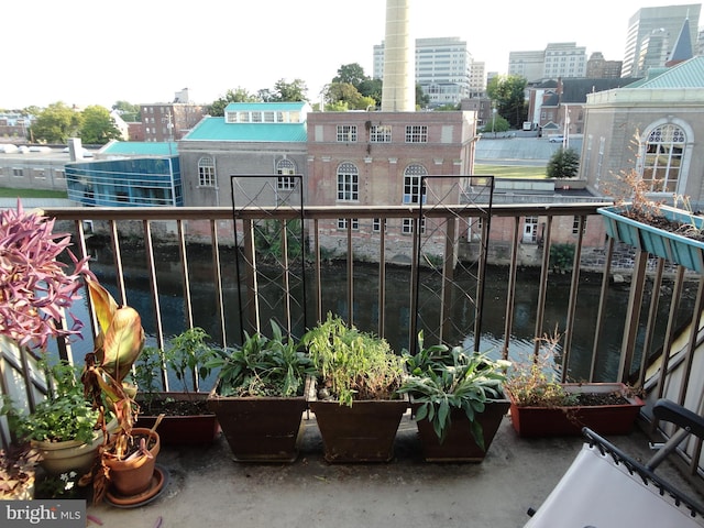 balcony featuring a city view