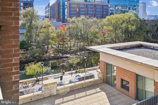 view of patio featuring a city view