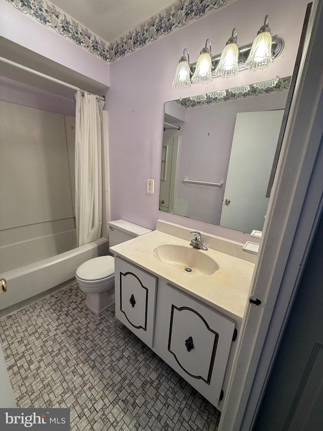 16 Country Birch Ln, Egg Harbor Township, NJ 08234 - full bathroom with toilet, vanity, and shower / bath combo