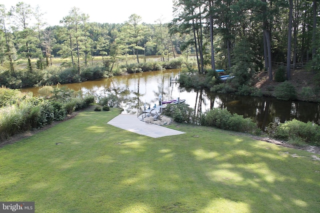 view of yard with a water view