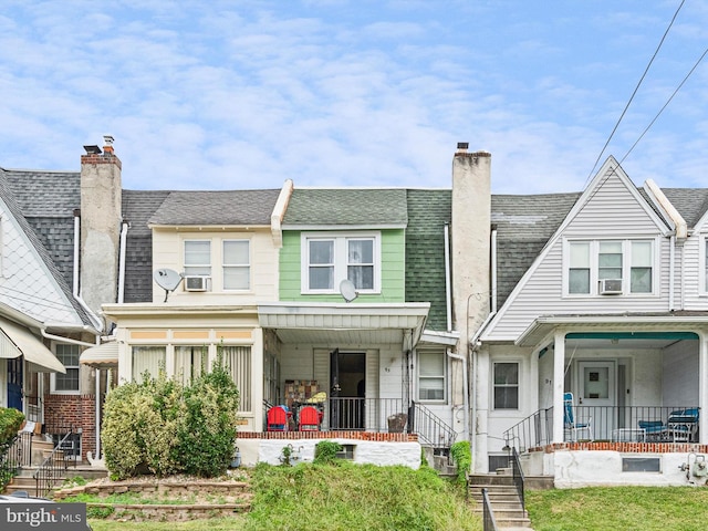 view of front of home featuring covered porch