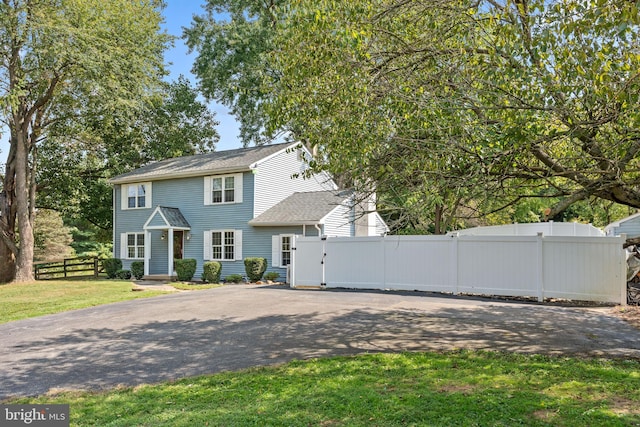 view of front of property