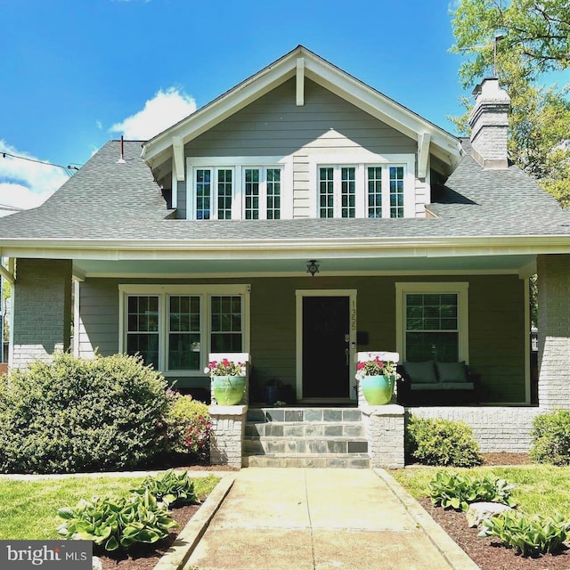 view of front of house with covered porch