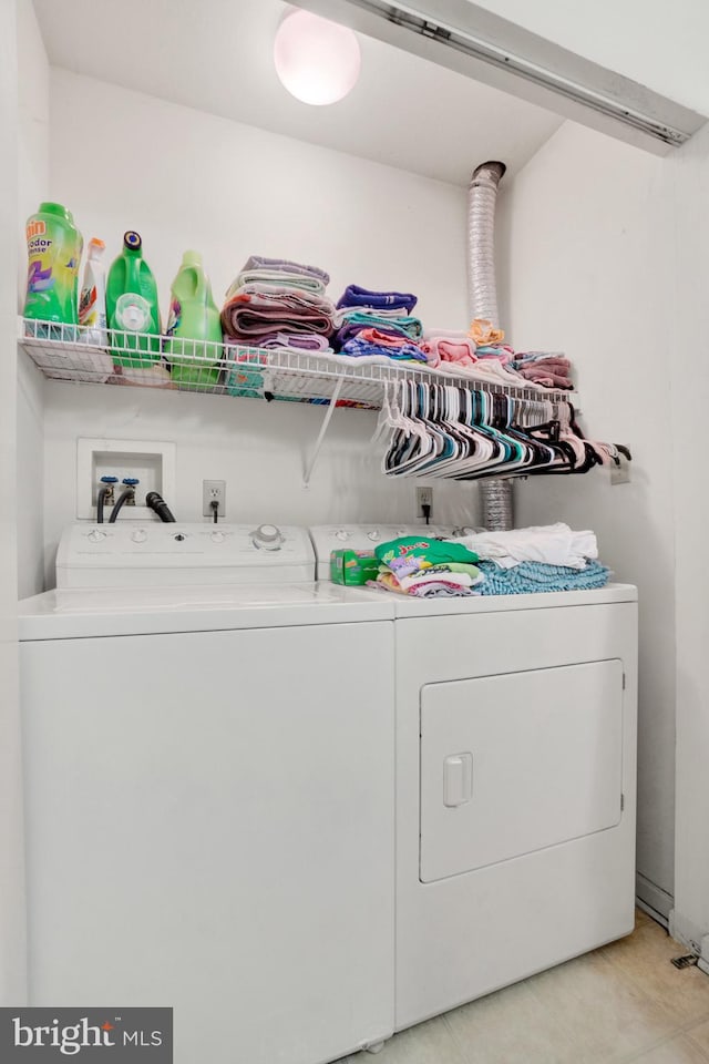 laundry room featuring washer and dryer