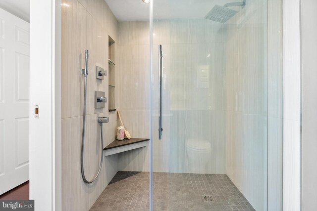 bathroom with walk in shower