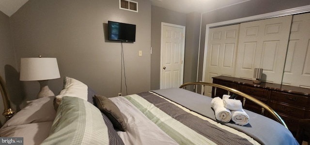 bedroom featuring a closet