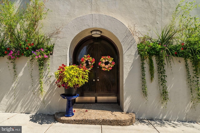 view of exterior entry