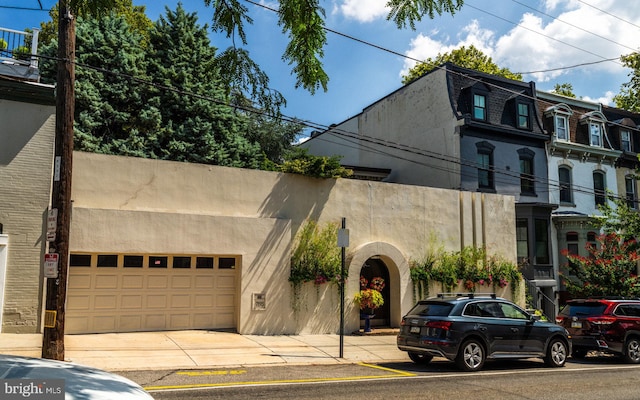 view of front of house featuring a garage