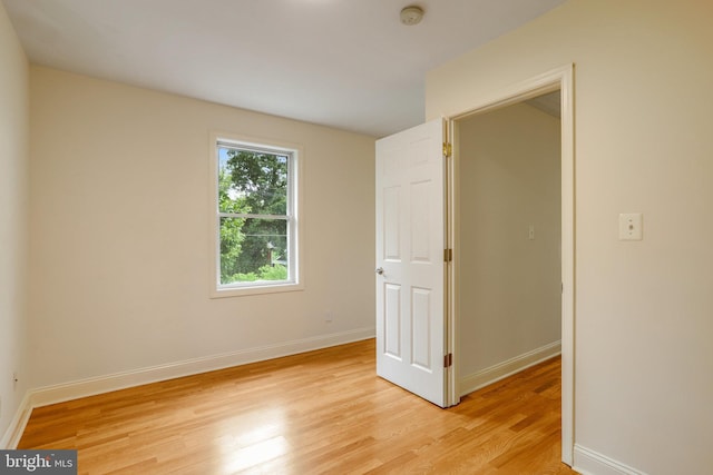 empty room featuring light hardwood / wood-style flooring