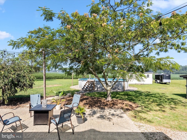 view of yard with a patio