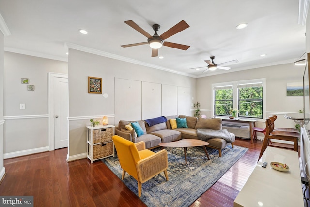 living room featuring an AC wall unit, ornamental molding, dark hardwood / wood-style floors, and ceiling fan