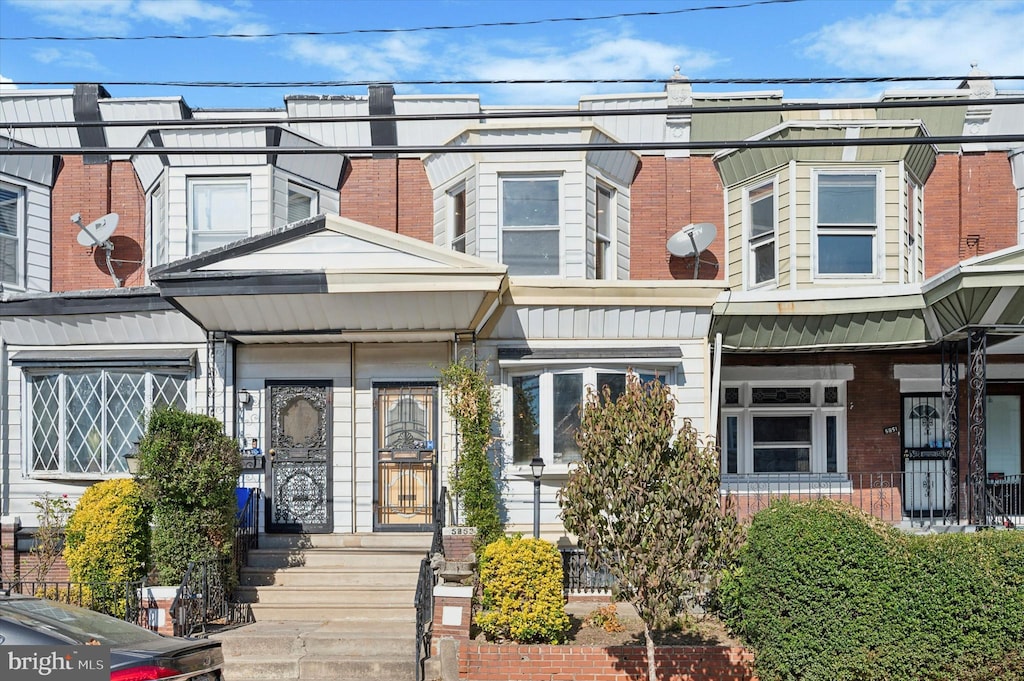 view of townhome / multi-family property