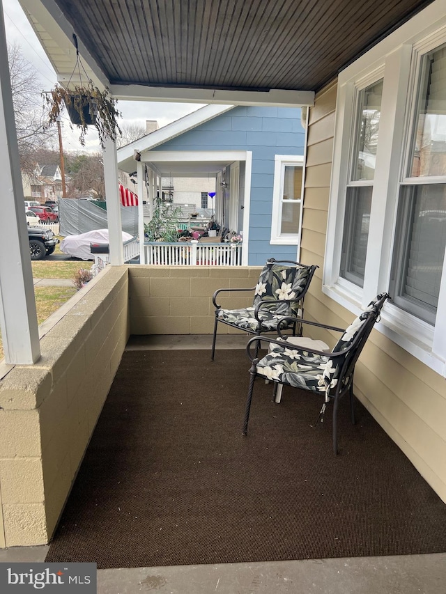 balcony with a porch