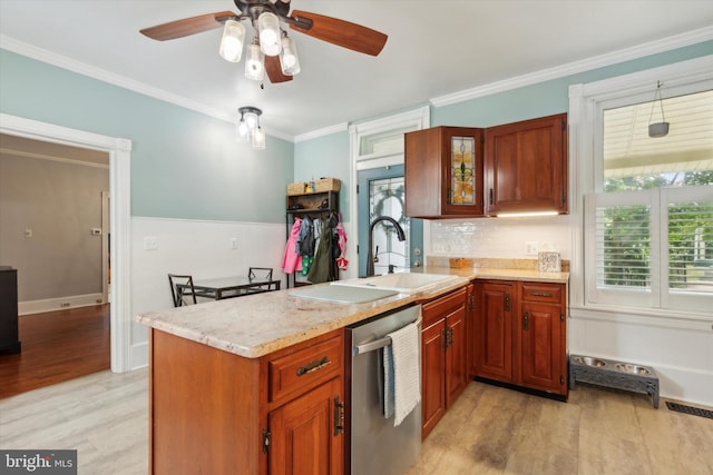 kitchen with ornamental molding, light hardwood / wood-style flooring, stainless steel dishwasher, and ceiling fan