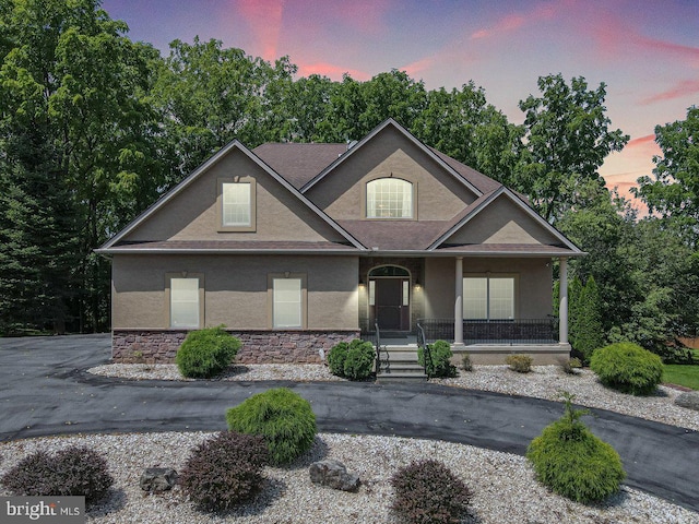 view of front of house with covered porch