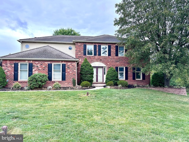 view of front of house with a front yard