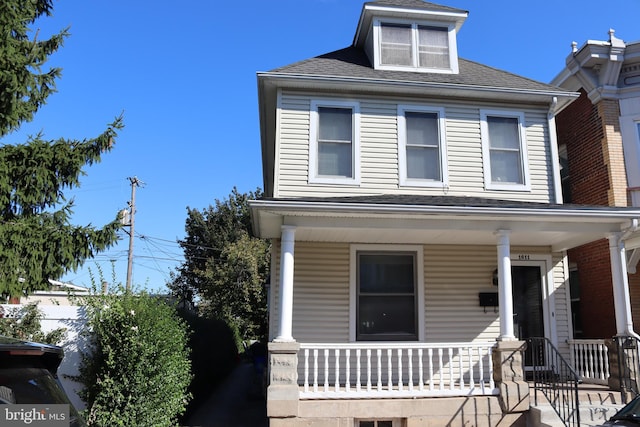 view of front of house with a porch