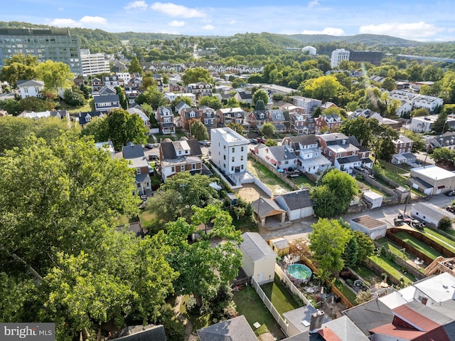 bird's eye view featuring a mountain view