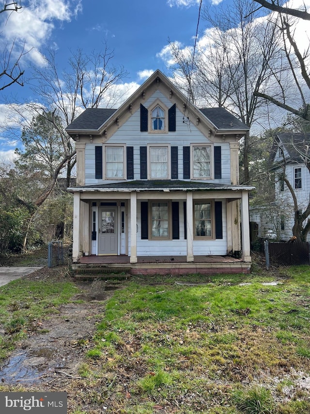 view of front of house featuring a porch