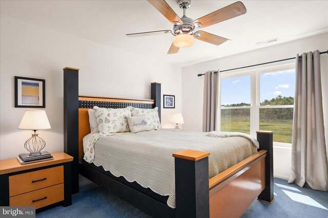 bedroom with carpet flooring and ceiling fan