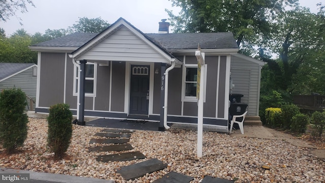 bungalow featuring covered porch