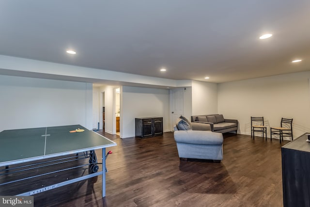 game room featuring dark hardwood / wood-style flooring