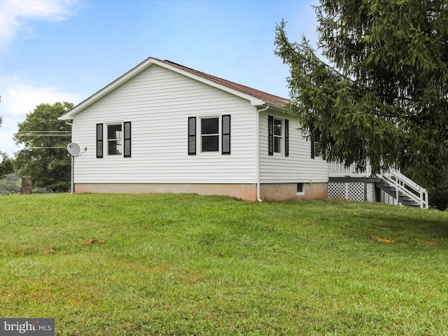 exterior space with a lawn