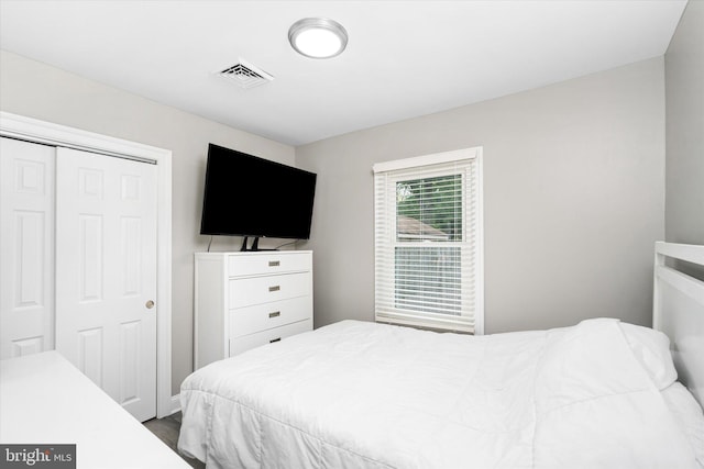 bedroom featuring a closet