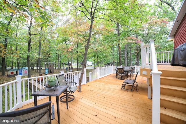 view of wooden deck