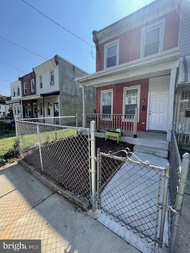 view of front of property with covered porch