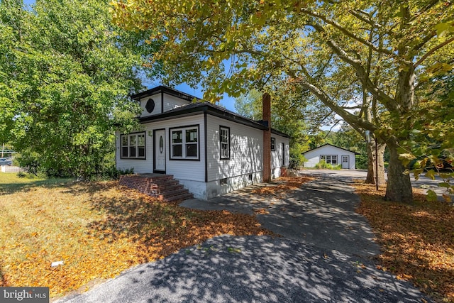 view of front of house