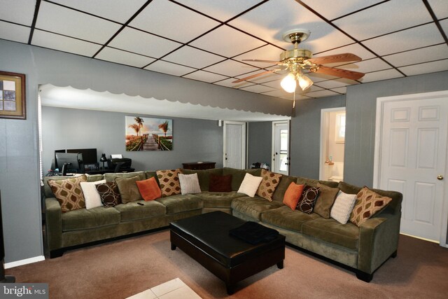 living room featuring carpet floors