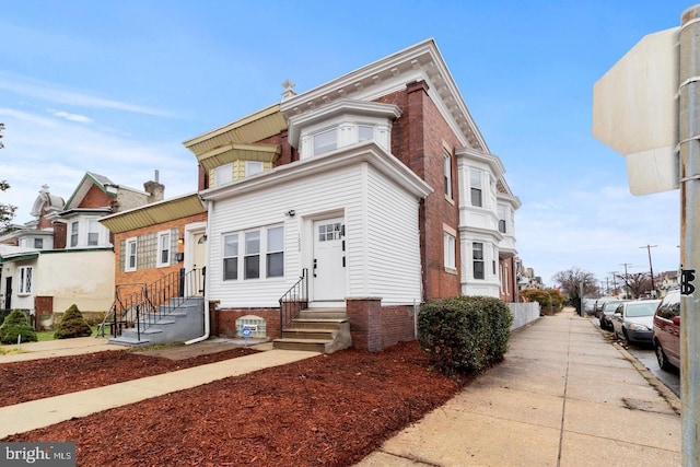 view of front of house