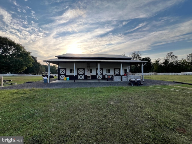 exterior space featuring a yard