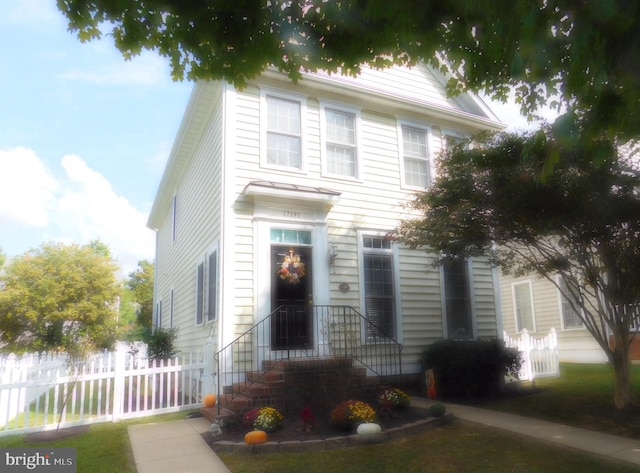 view of front of house