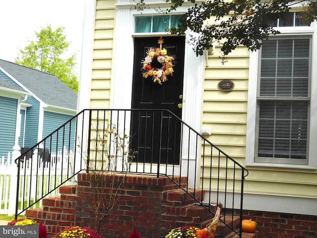 view of property entrance