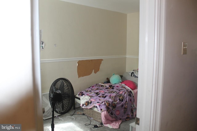 bedroom featuring carpet floors