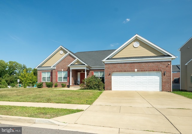 view of front of house featuring a front yard