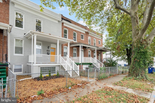 multi unit property with a porch