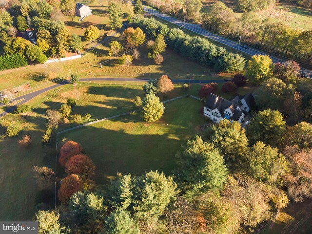 drone / aerial view featuring a rural view