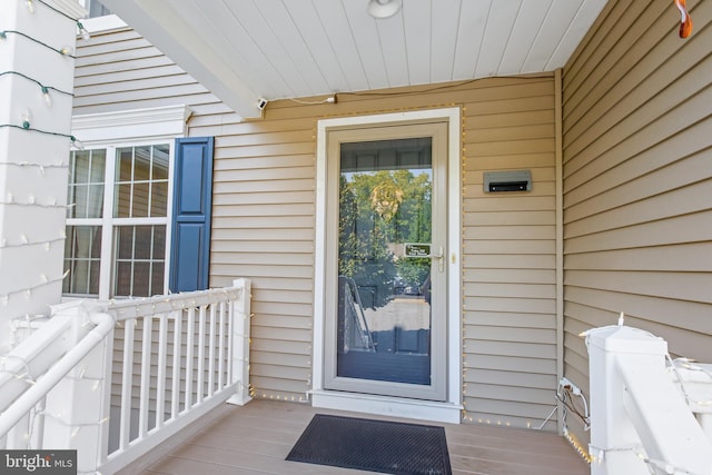 view of entrance to property