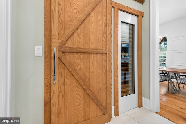 room details with hardwood / wood-style flooring