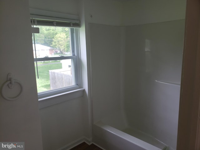 bathroom featuring shower / bathtub combination