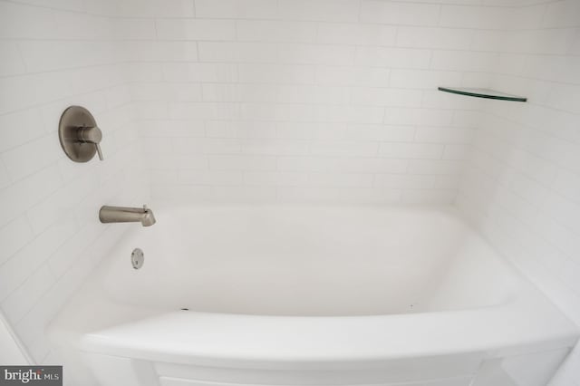 bathroom with a bathtub