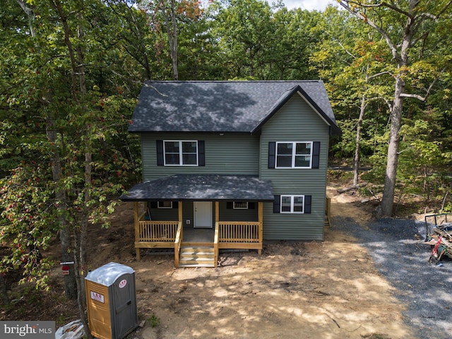 view of front property featuring a porch