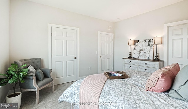 view of carpeted bedroom