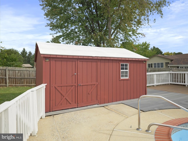 view of outbuilding